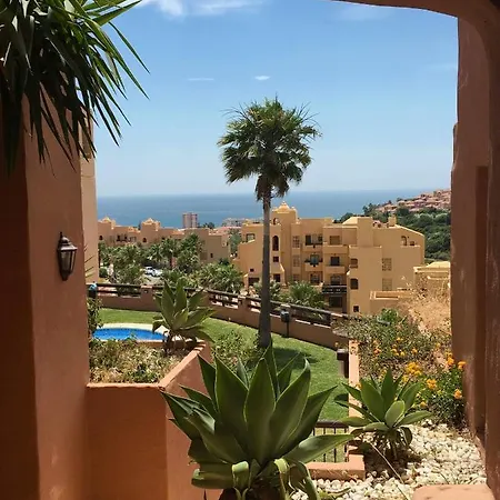 Flamingo Coto Real La Duquesa Манилва